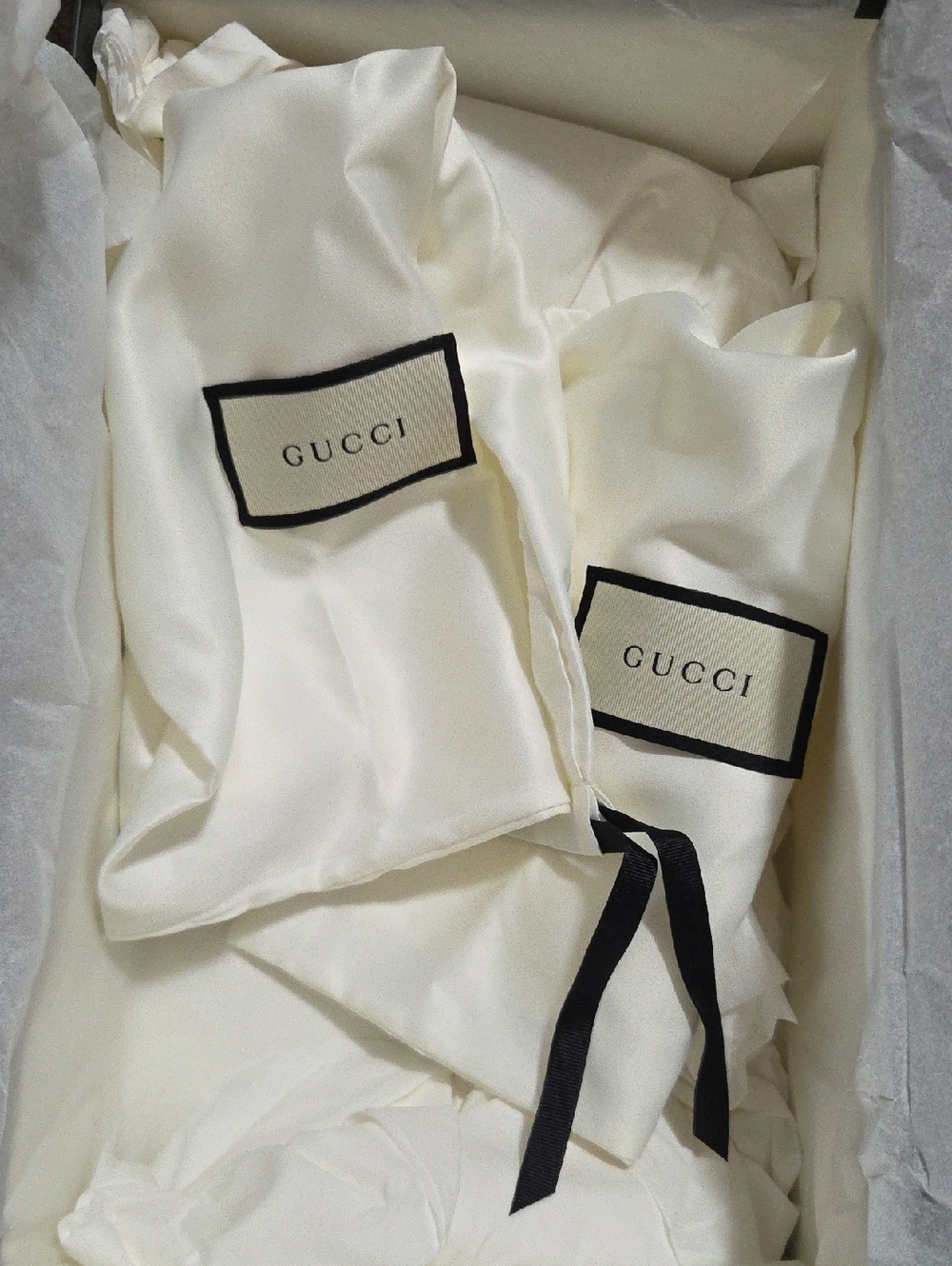 Gucci Ace Strawberry Sneaker Size 38 - Picture 3 of 12